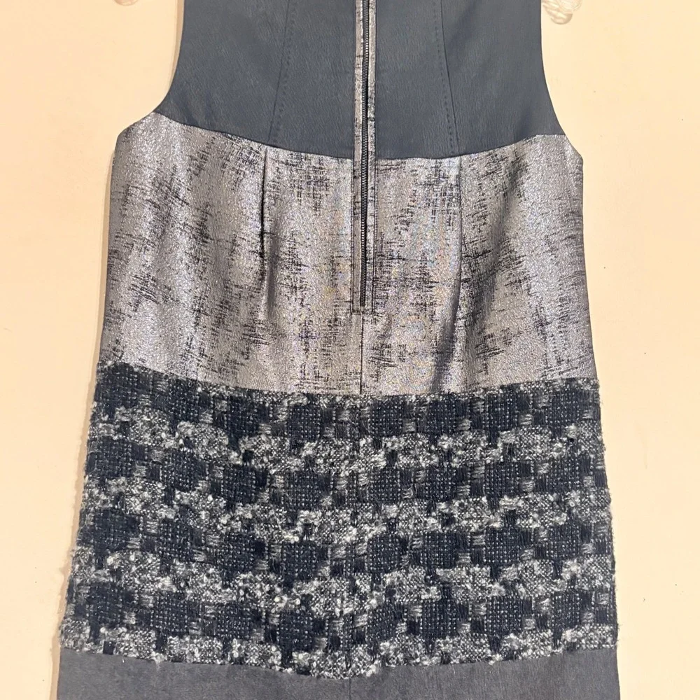 Tory‎ Burch 2008 Ready-to-Wear Runway Mixed Media Metallic Sheath Dress Size 6